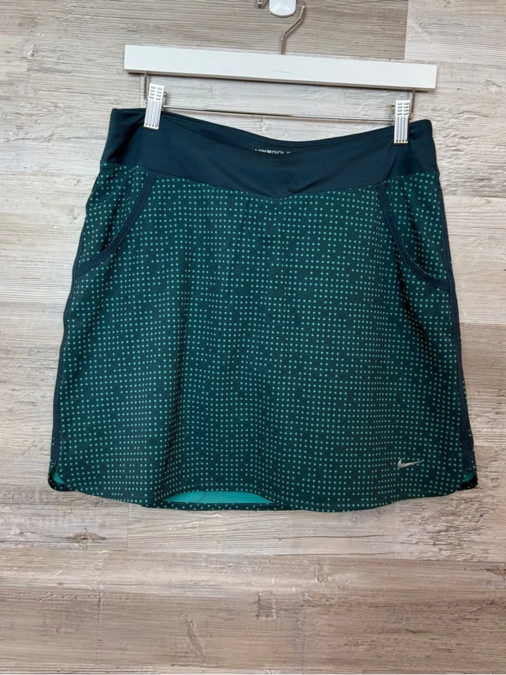 Nike Golf Tour Performance Dri-FIT Polka Dot Skort - Green/Black - Size S